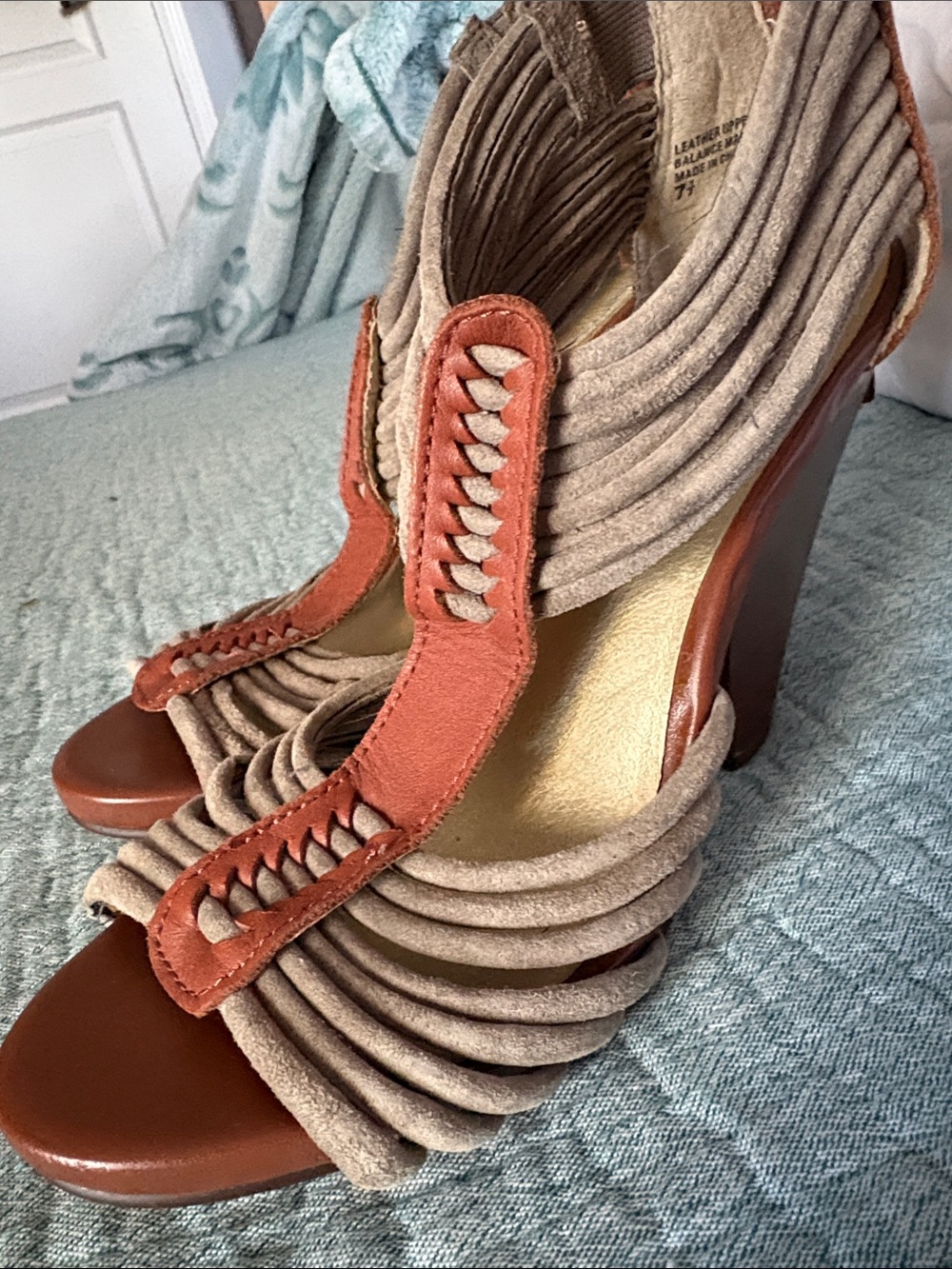 Seychelles Taupe Brown Leather Sandals